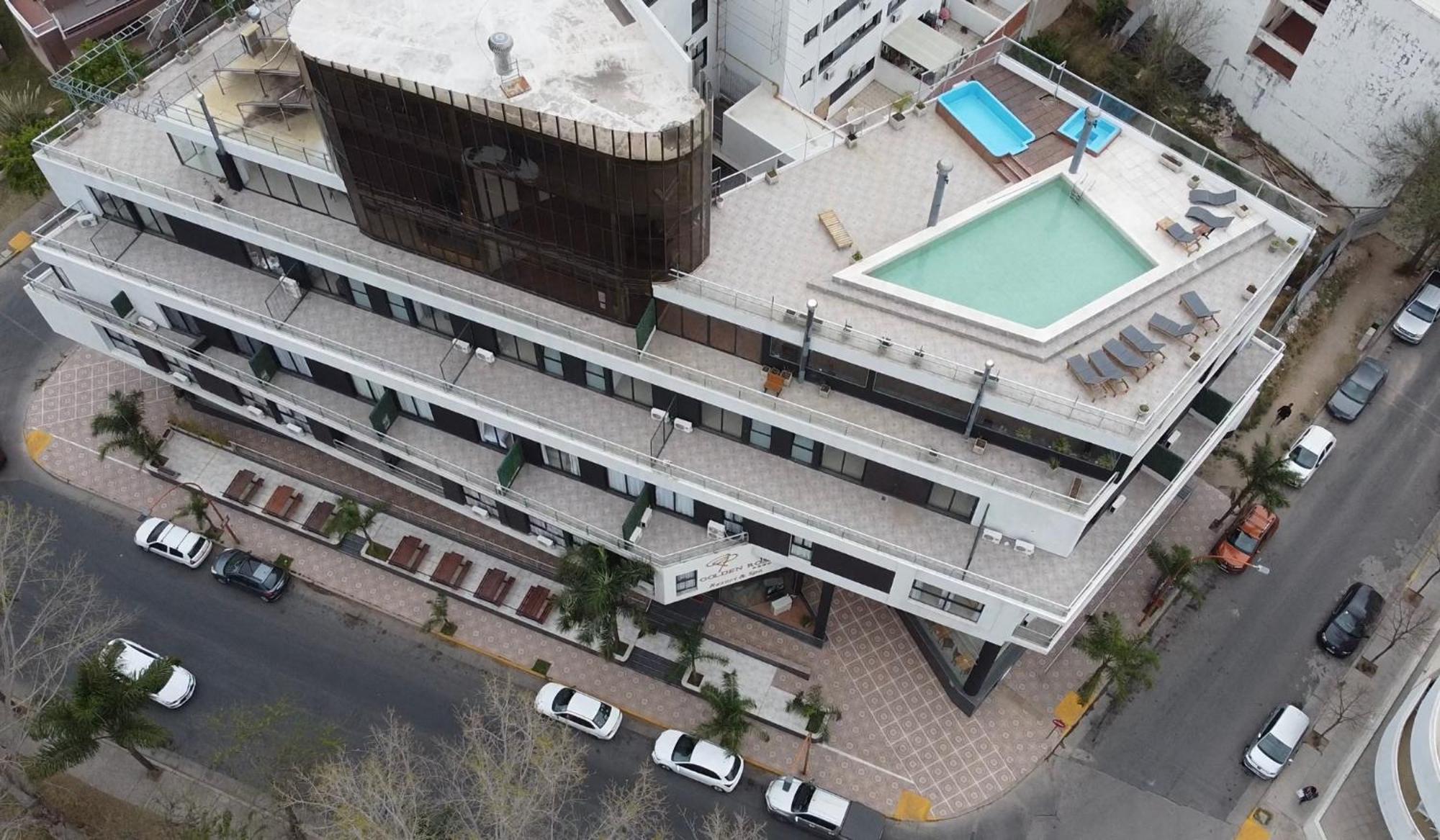 Golden Ross Hotell Villa Carlos Paz Eksteriør bilde