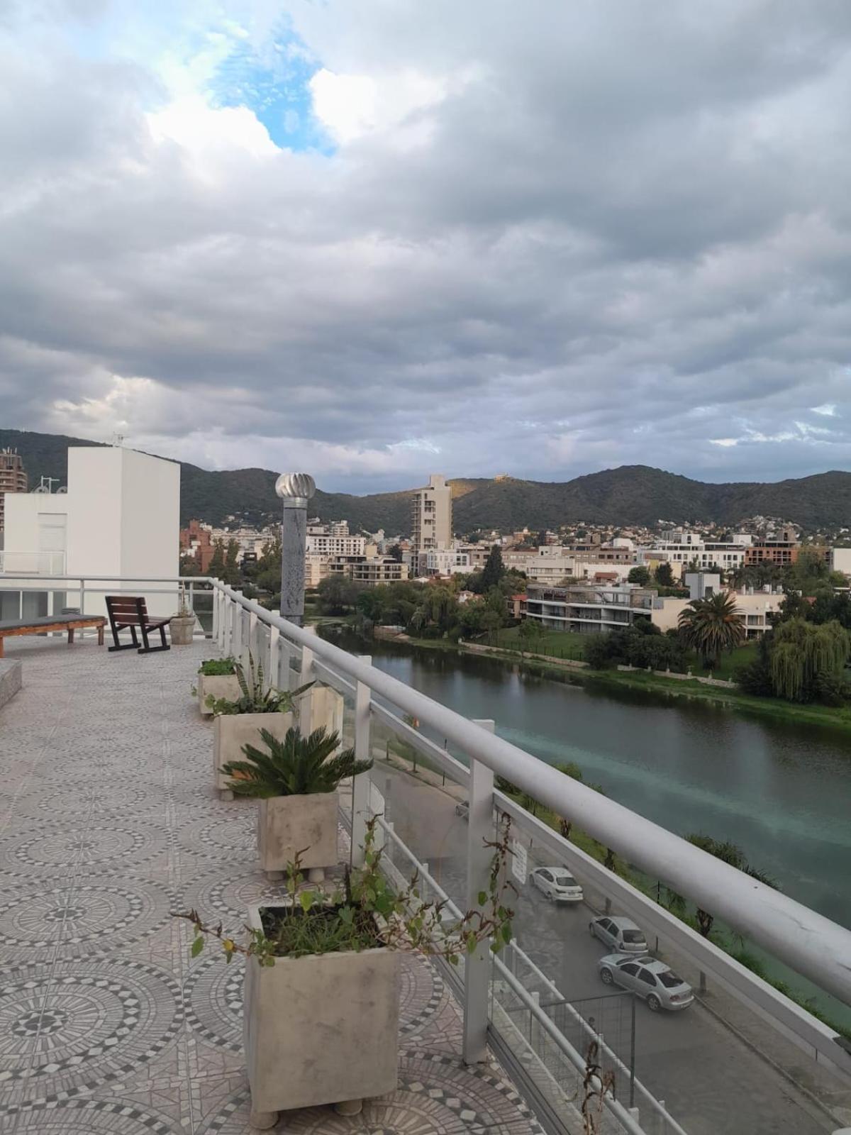 Golden Ross Hotell Villa Carlos Paz Eksteriør bilde